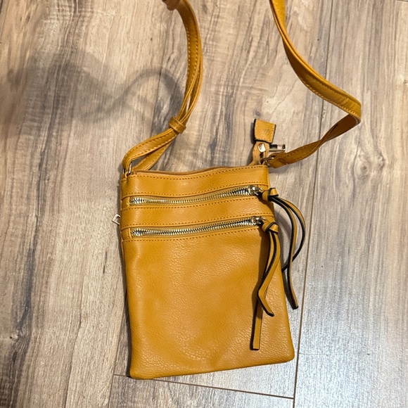 Yellow Leather Crossbody Bag - Picture 1 of 3